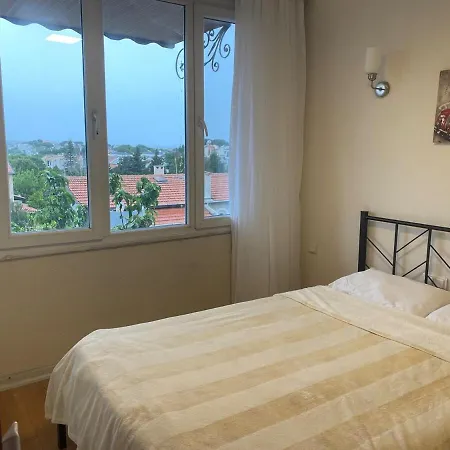 Sifne Yali'da 4 9kisi Yatak Kapasite Manzarali 度假居