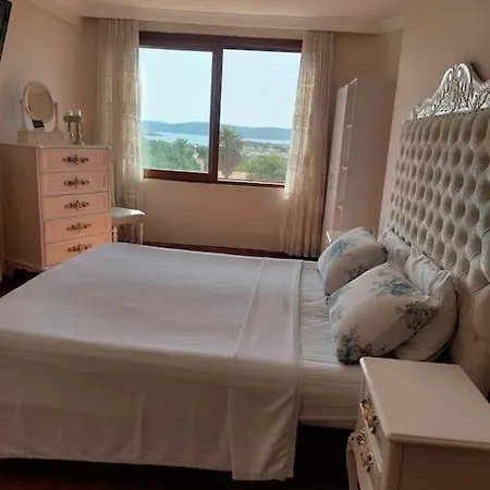 Sifne Yali'da 4 9kisi Yatak Kapasite Manzarali Holiday home *
