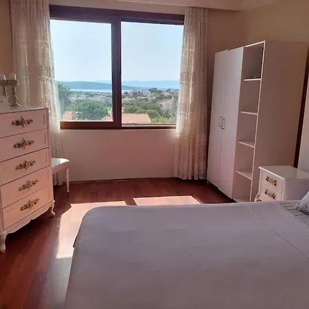 Sifne Yali'da 4 9kisi Yatak Kapasite Manzarali * Cesme