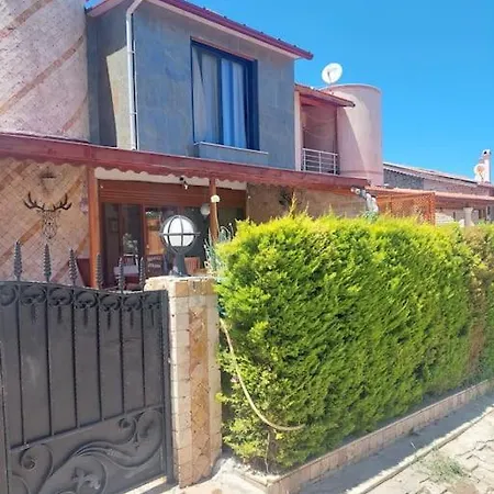 Holiday home Sifne Yali'da 4 9kisi Yatak Kapasite Manzarali