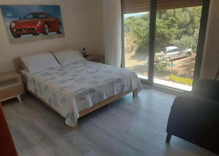 Sifne Yali'da 4 9kisi Yatak Kapasite Manzarali Casa vacanze Çeşme